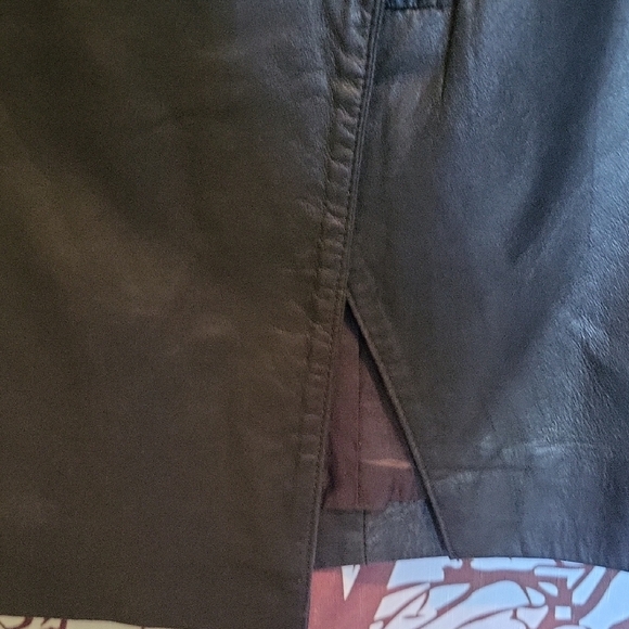 Lord & Taylor Black Knee-Length Pencil Skirt - Picture 3 of 5